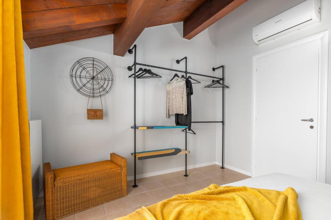Casa Gialla 7A, New Apartment Milano&Como Bregnano Bagian luar foto